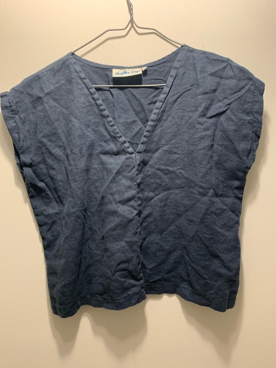 Heather Case Tops - V-Neck Linen Women's Top